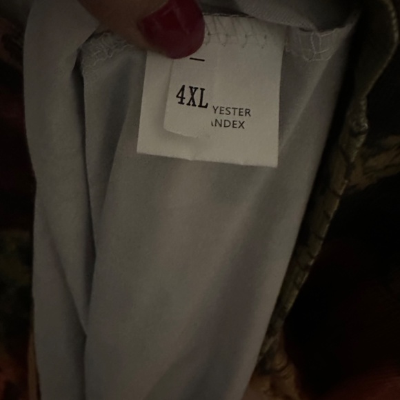 Beautiful 4x women’s top - Picture 3 of 5